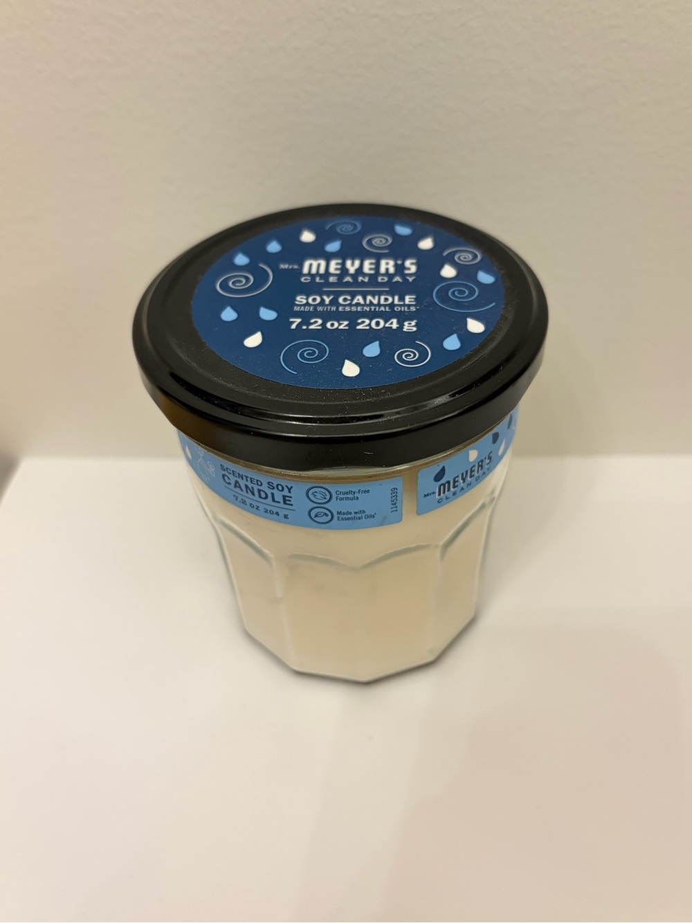 Brand New Mrs Meyers Clean Day Scented Soy Candle 7.2 oz